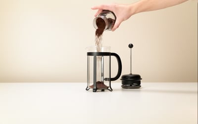 brewguide visual french press add coffee